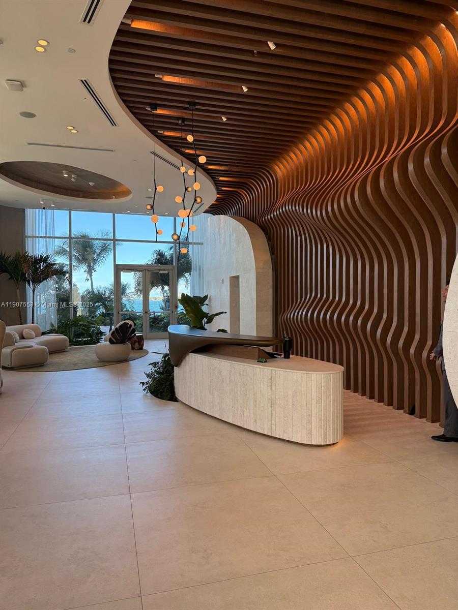 Small Image of Miami Number 46