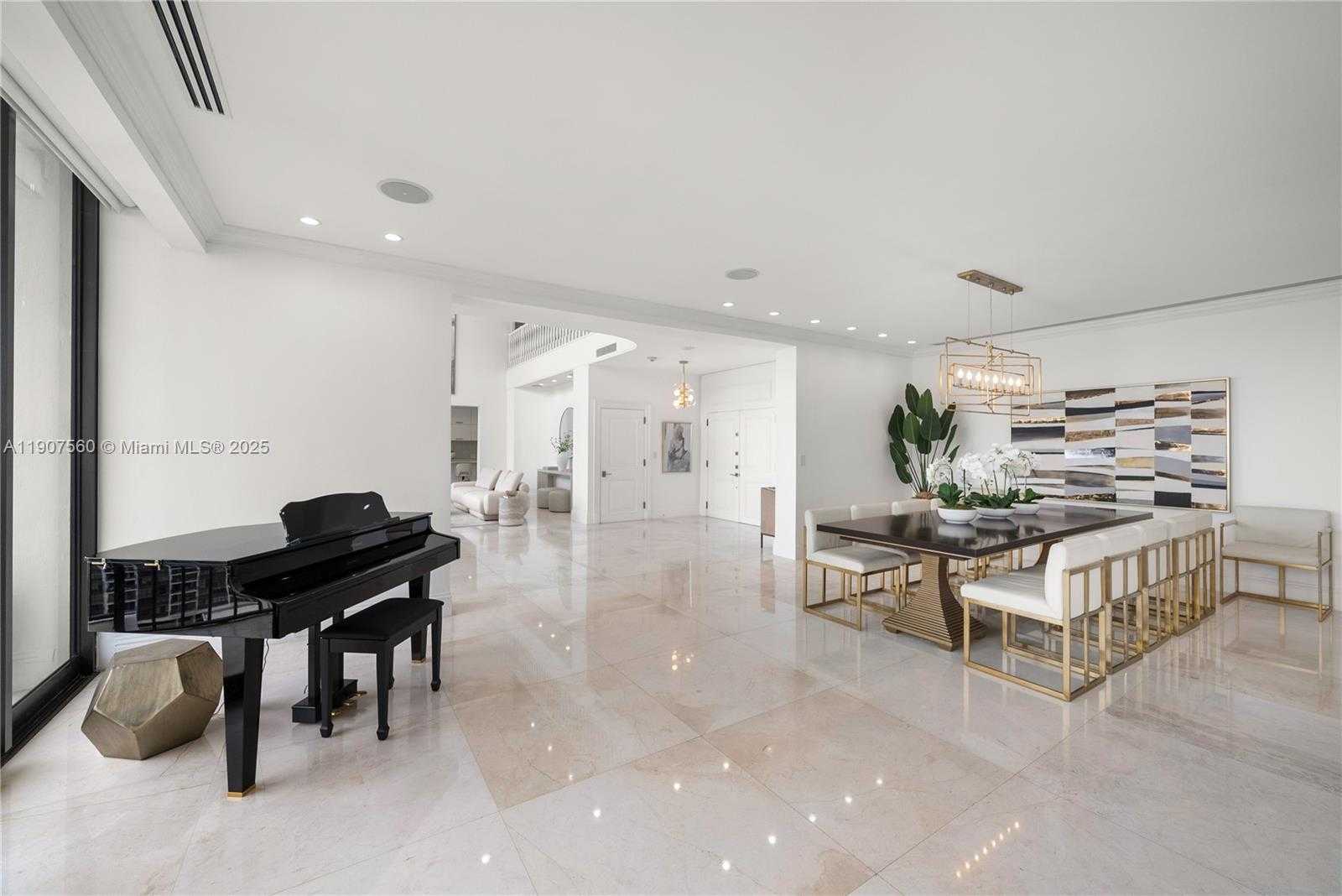 Small Image of 1925 BRICKELL AVE #DPH3, Miami Number 15