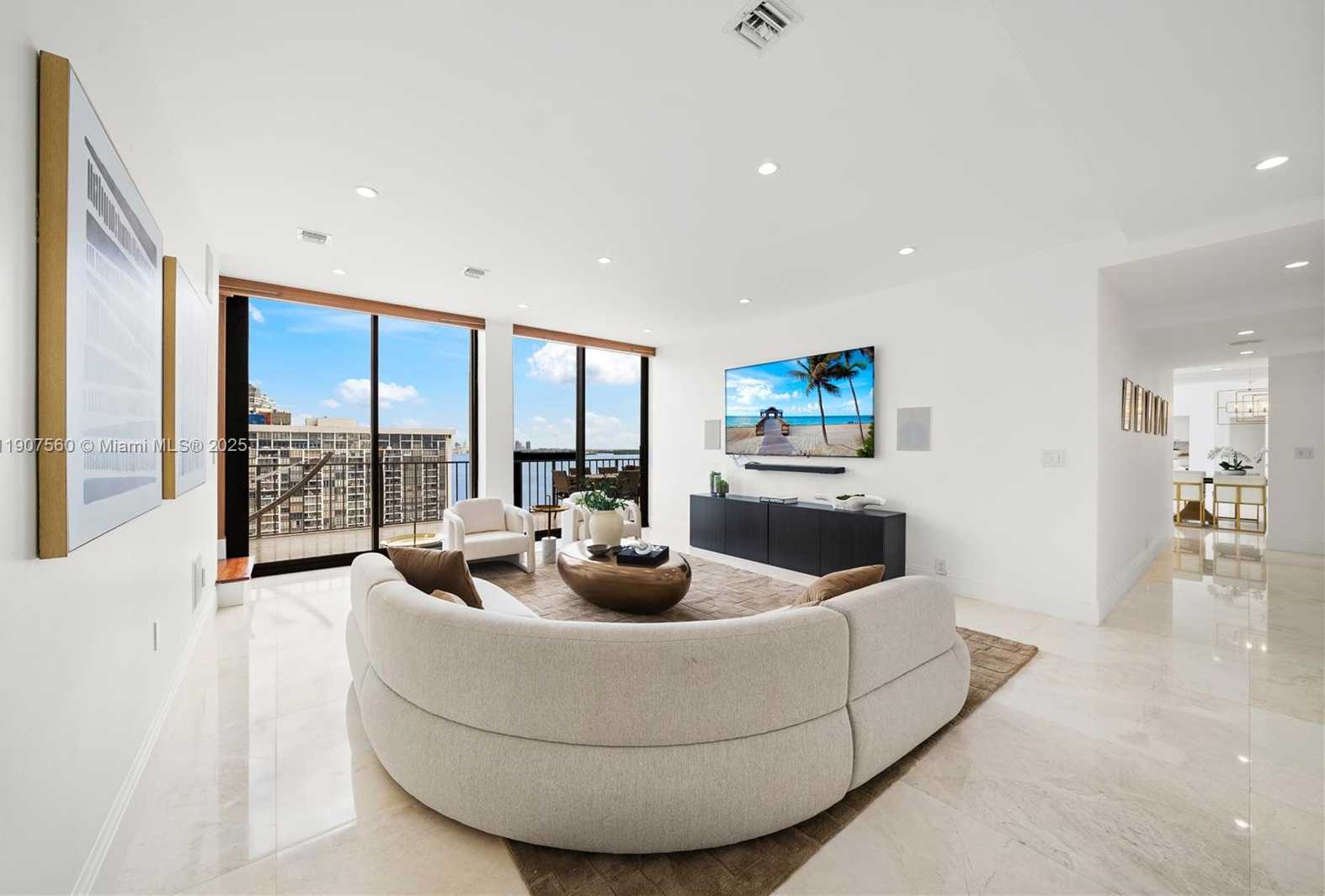 Small Image of 1925 BRICKELL AVE #DPH3, Miami Number 19