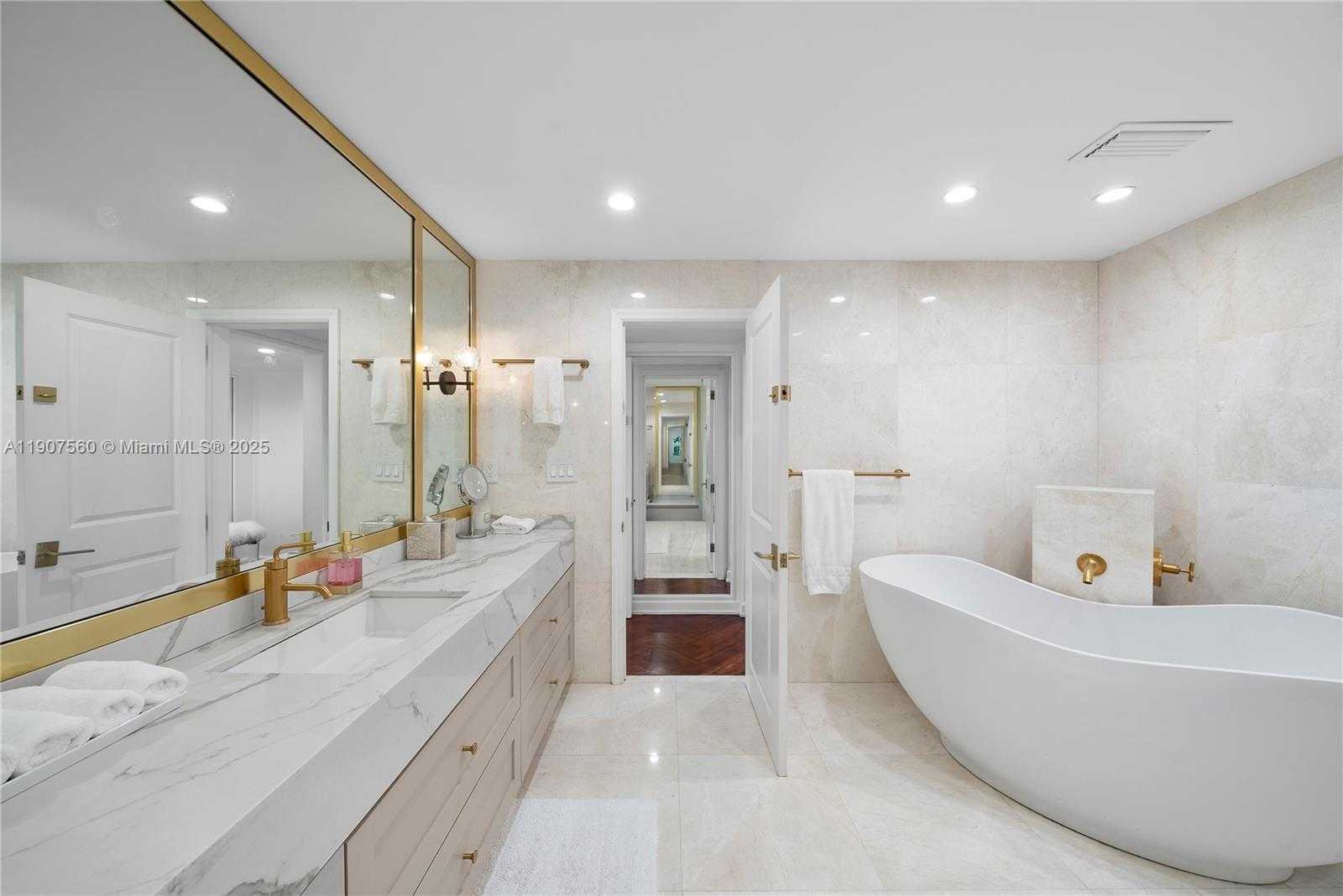 Small Image of 1925 BRICKELL AVE #DPH3, Miami Number 30