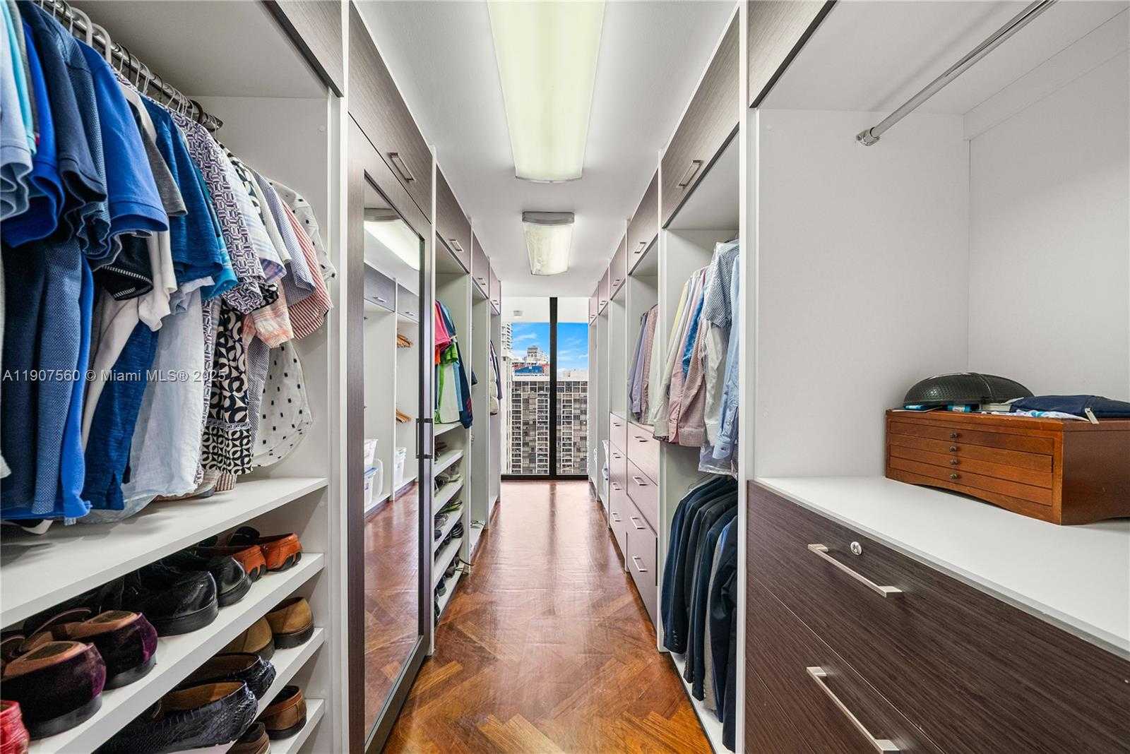 Small Image of 1925 BRICKELL AVE #DPH3, Miami Number 36