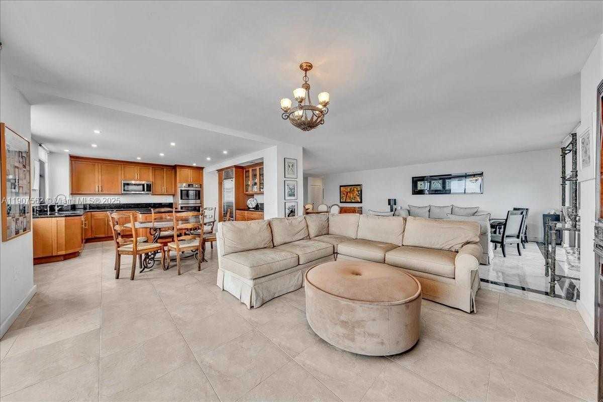 Small Image of 9801 COLLINS AVE #14Y, Bal Harbour Number 20