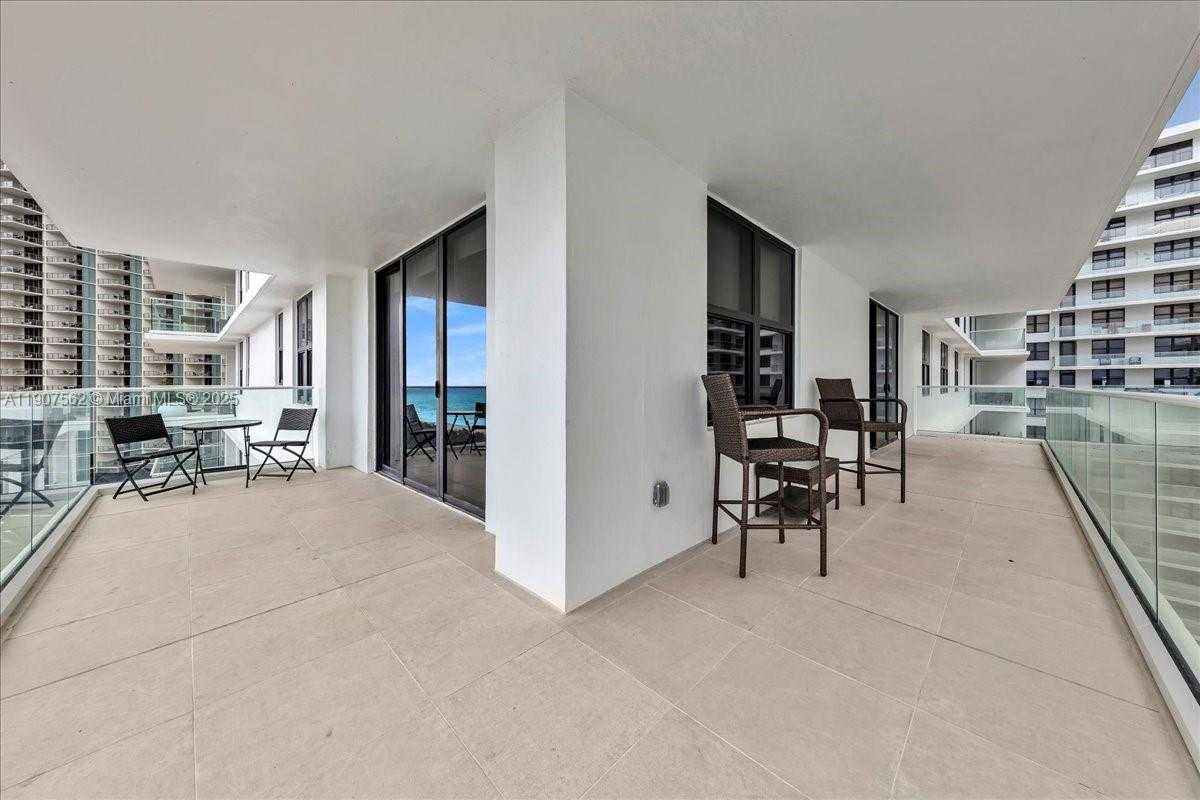 Small Image of 9801 COLLINS AVE #14Y, Bal Harbour Number 24
