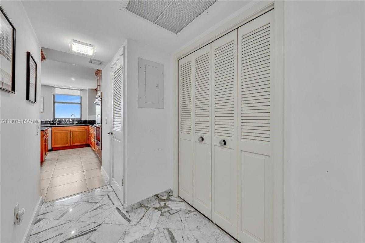 Small Image of 9801 COLLINS AVE #14Y, Bal Harbour Number 34