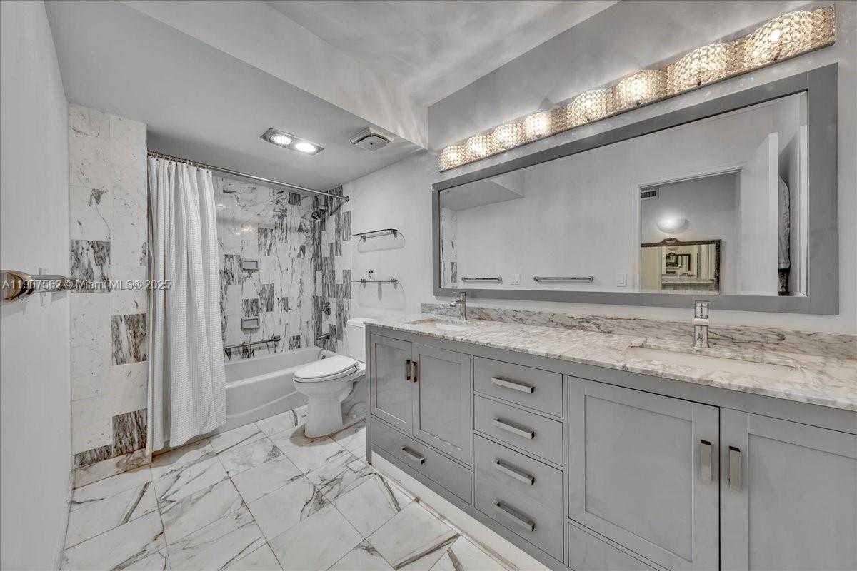 Small Image of 9801 COLLINS AVE #14Y, Bal Harbour Number 42