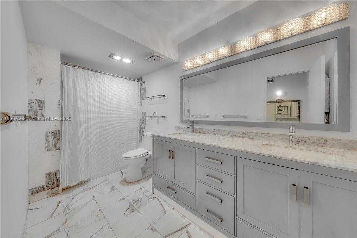 Small Image of 9801 COLLINS AVE #14Y, Bal Harbour Number 51