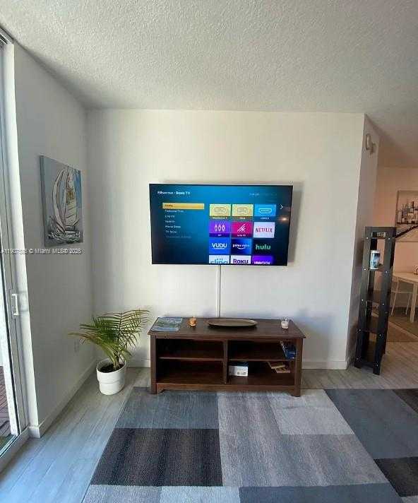 Small Image of 275 NORTH EAST 18TH ST #402, Miami Number 8