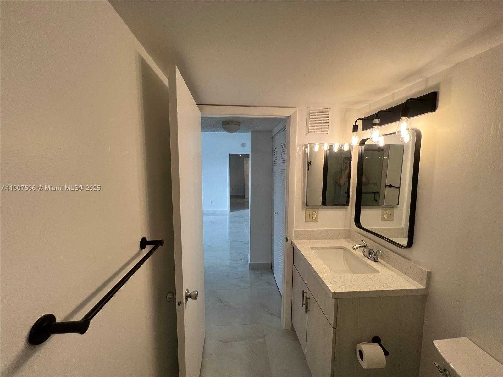 Small Image of 8260 SOUTH WEST 210TH ST #302, Cutler Bay Number 16
