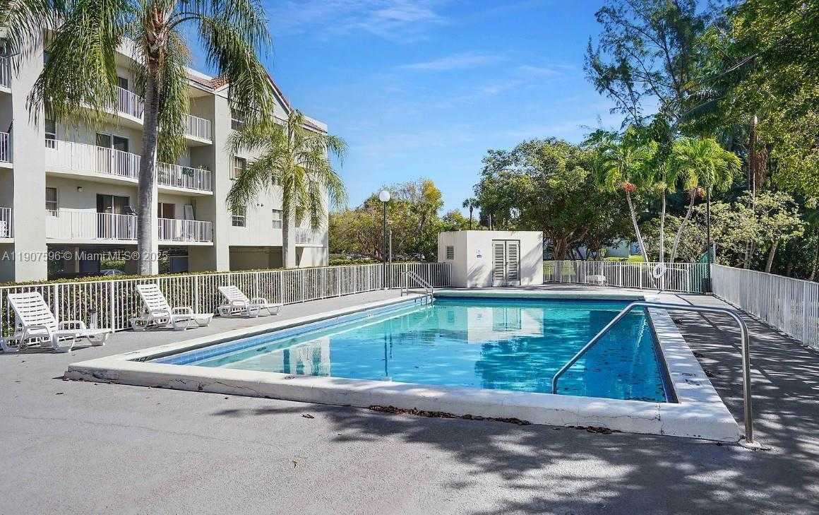 Small Image of 8260 SOUTH WEST 210TH ST #302, Cutler Bay Number 29