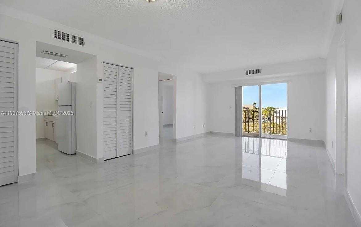 Small Image of 8260 SOUTH WEST 210TH ST #302, Cutler Bay Number 40