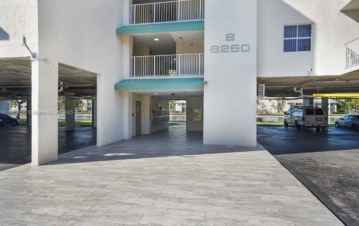 Small Image of 8260 SOUTH WEST 210TH ST #302, Cutler Bay Number 42