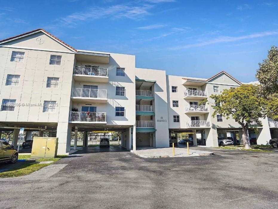 Small Image of 8260 SOUTH WEST 210TH ST #302, Cutler Bay Number 43