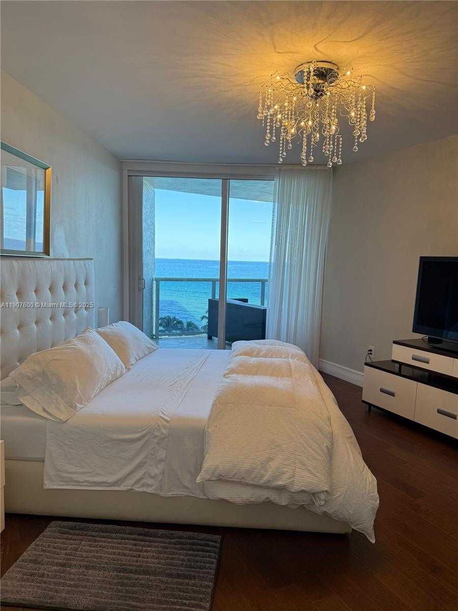 Small Image of 19111 COLLINS AVE #607, Sunny Isles Beach Number 15