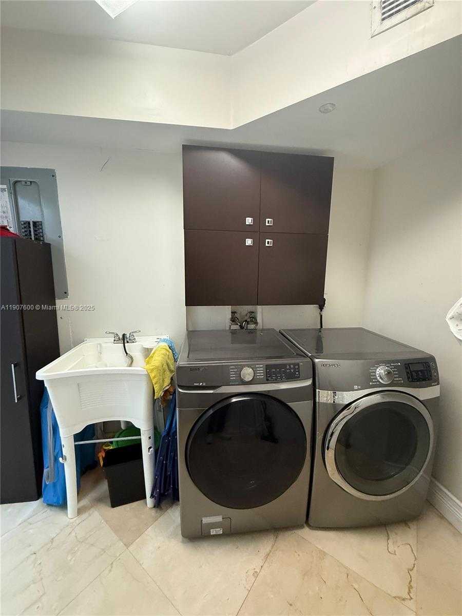 Small Image of 19111 COLLINS AVE #607, Sunny Isles Beach Number 16