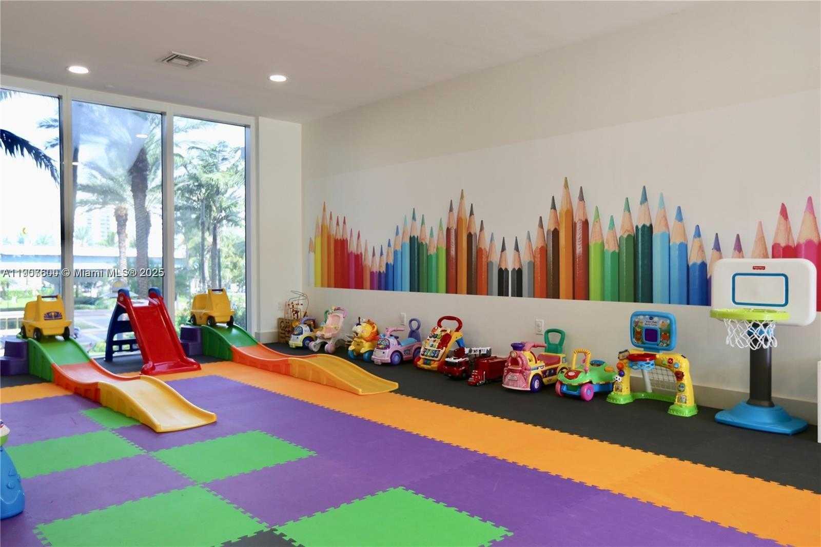 Small Image of 19111 COLLINS AVE #607, Sunny Isles Beach Number 3