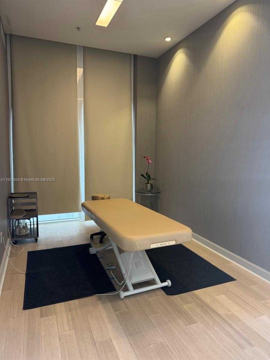 Small Image of 18201 COLLINS AVE #1408, Sunny Isles Beach Number 24