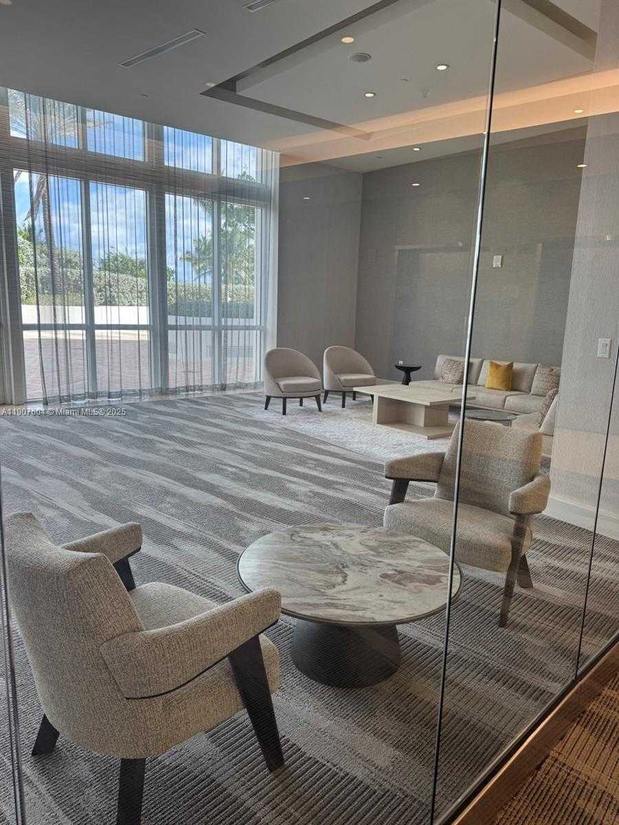 Small Image of 18201 COLLINS AVE #1408, Sunny Isles Beach Number 26