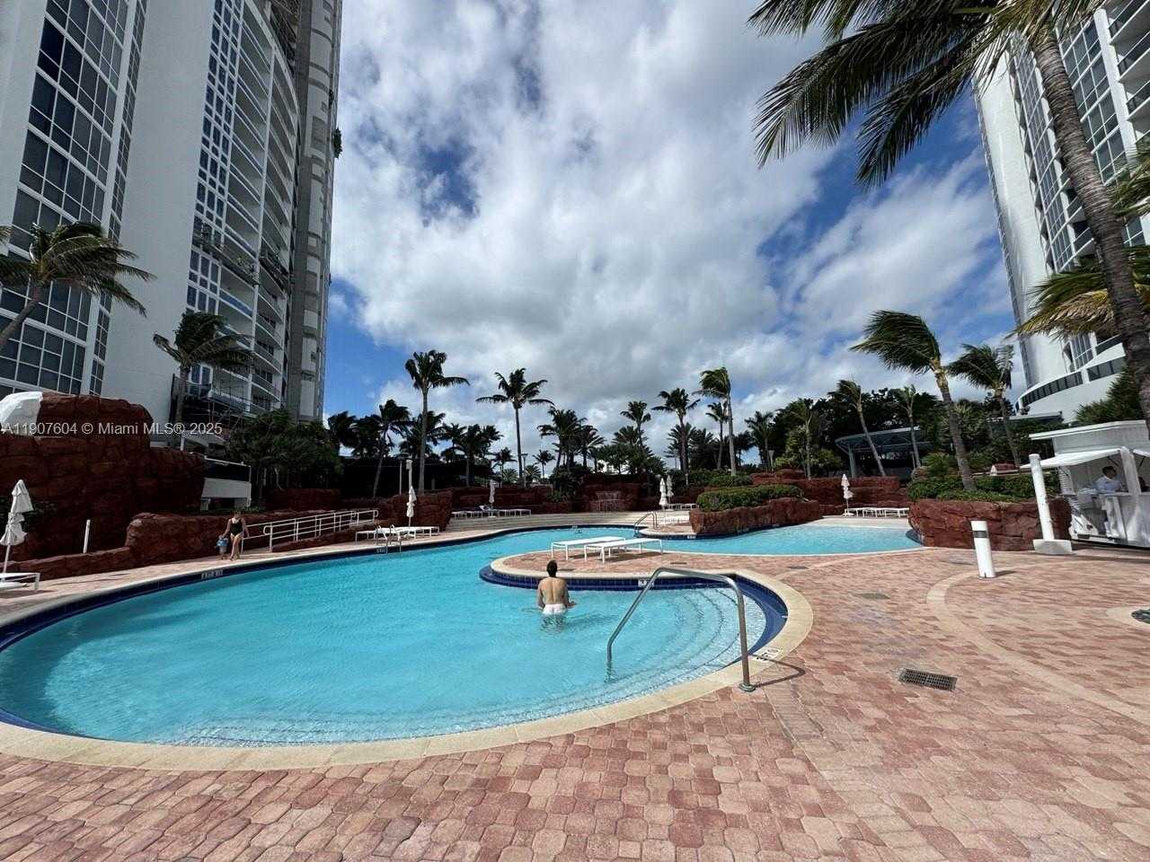 Small Image of 18201 COLLINS AVE #1408, Sunny Isles Beach Number 30