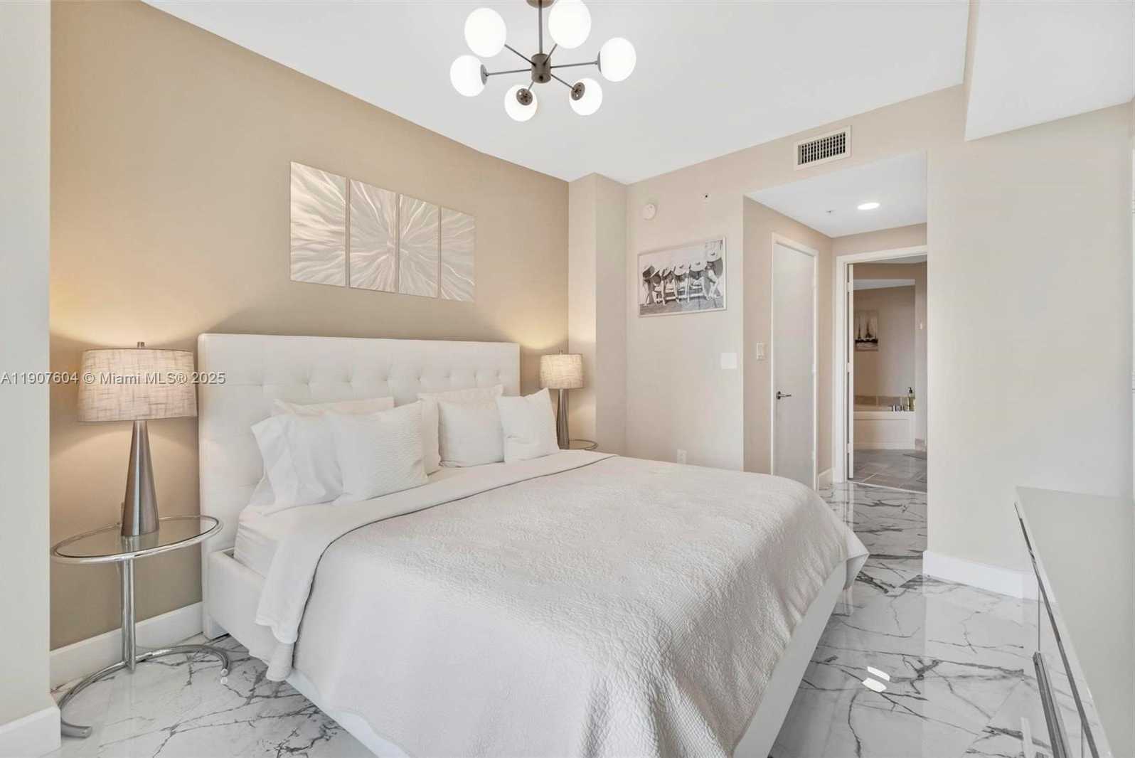 Small Image of 18201 COLLINS AVE #1408, Sunny Isles Beach Number 4