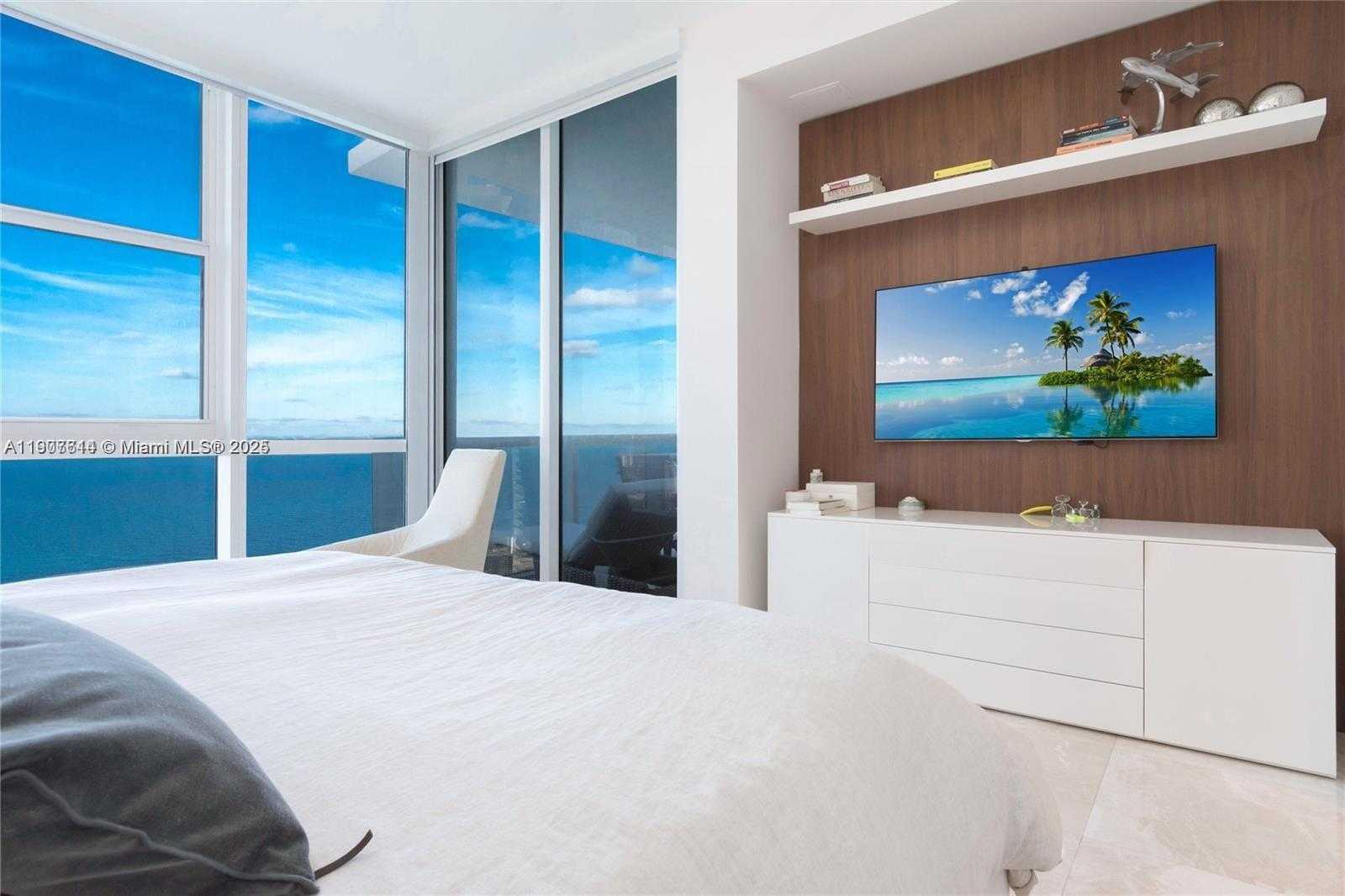 Small Image of 18201 COLLINS AVE #4208, Sunny Isles Beach Number 18