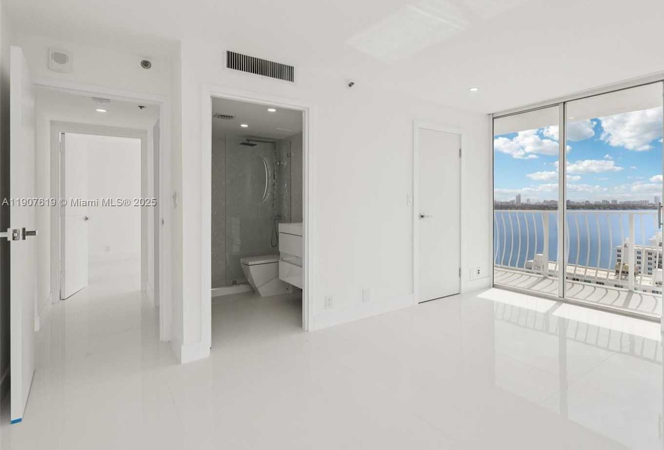 Small Image of 7601 EAST TREASURE DR #2305, North Bay Village Number 14