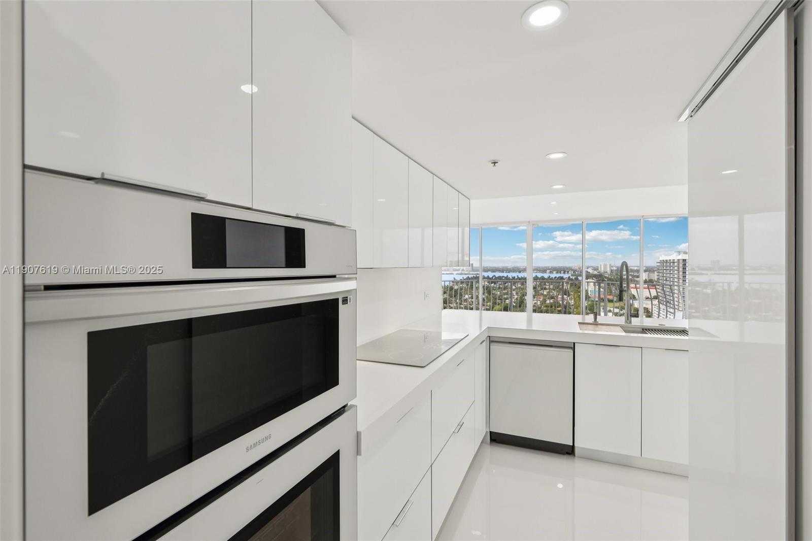 Small Image of 7601 EAST TREASURE DR #2305, North Bay Village Number 9