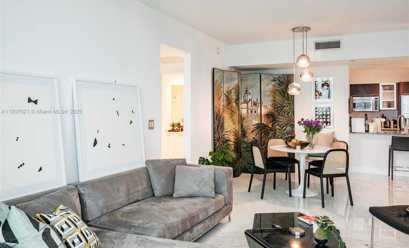 Small Image of 950 BRICKELL BAY DR #3905, Miami Number 11