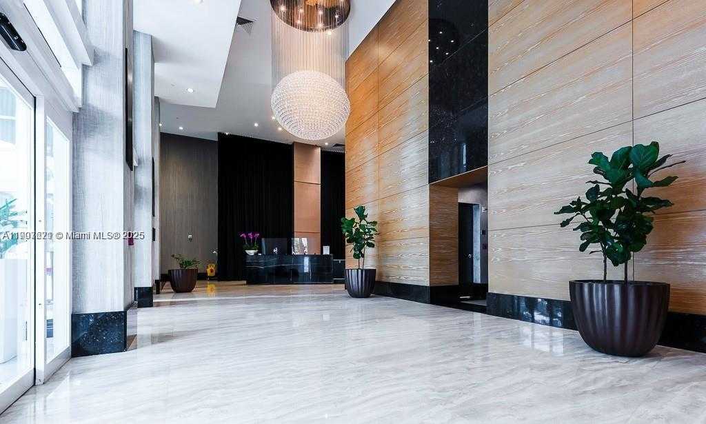 Small Image of 950 BRICKELL BAY DR #3905, Miami Number 35