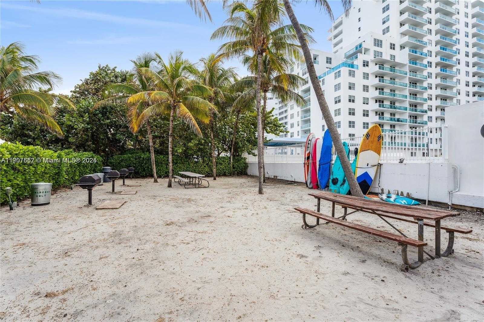 Small Image of 5005 COLLINS AVE #1523, Miami Beach Number 23