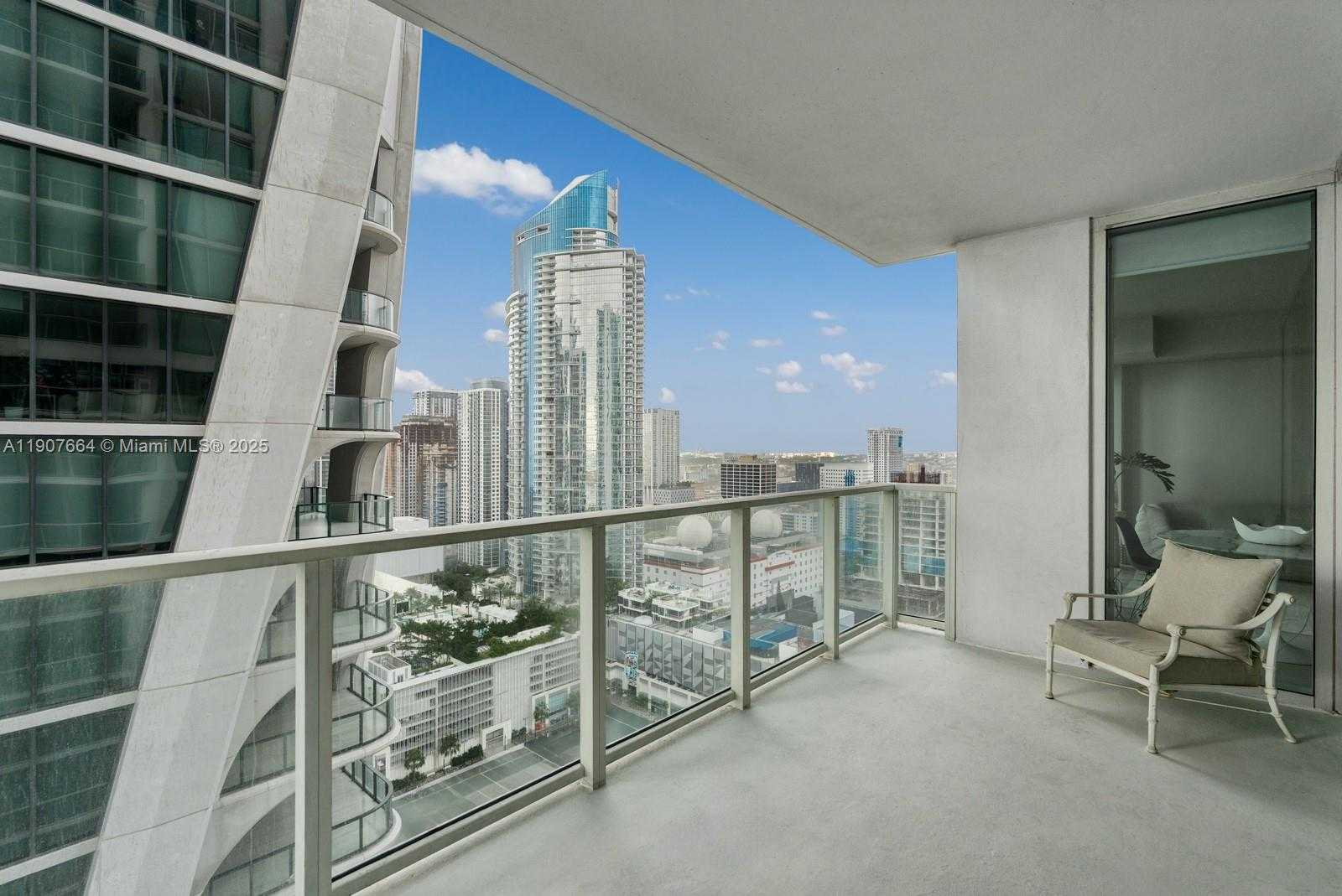 Small Image of 1040 BISCAYNE BLVD #2908, Miami Number 8