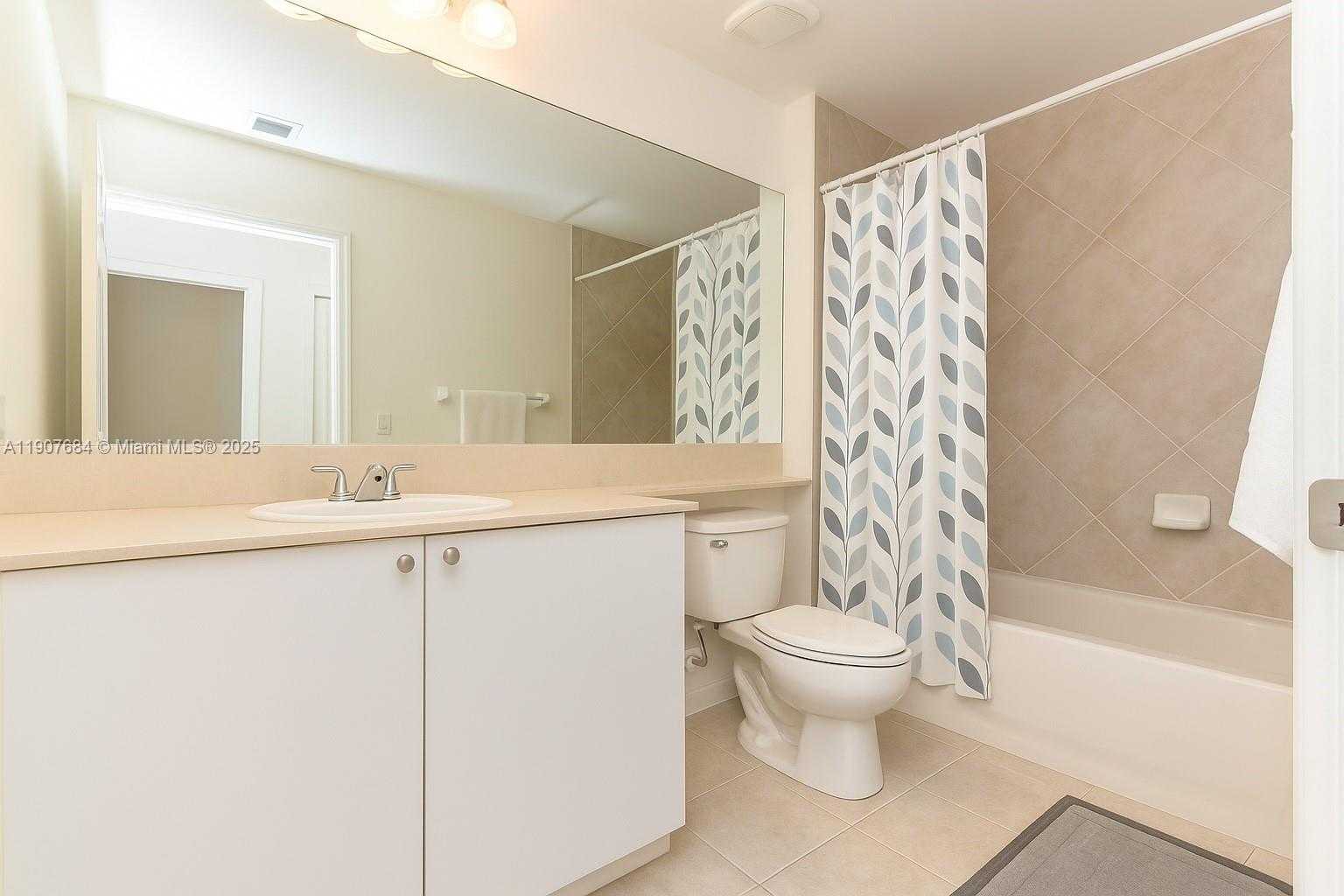 Small Image of 233 SOUTH FEDERAL HWY #402, Boca Raton Number 9