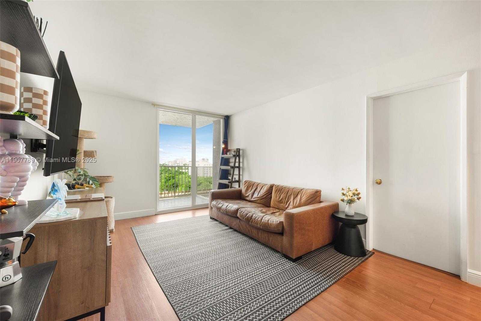 Small Image of 850 NORTH MIAMI AVE #W-906, Miami Number 11