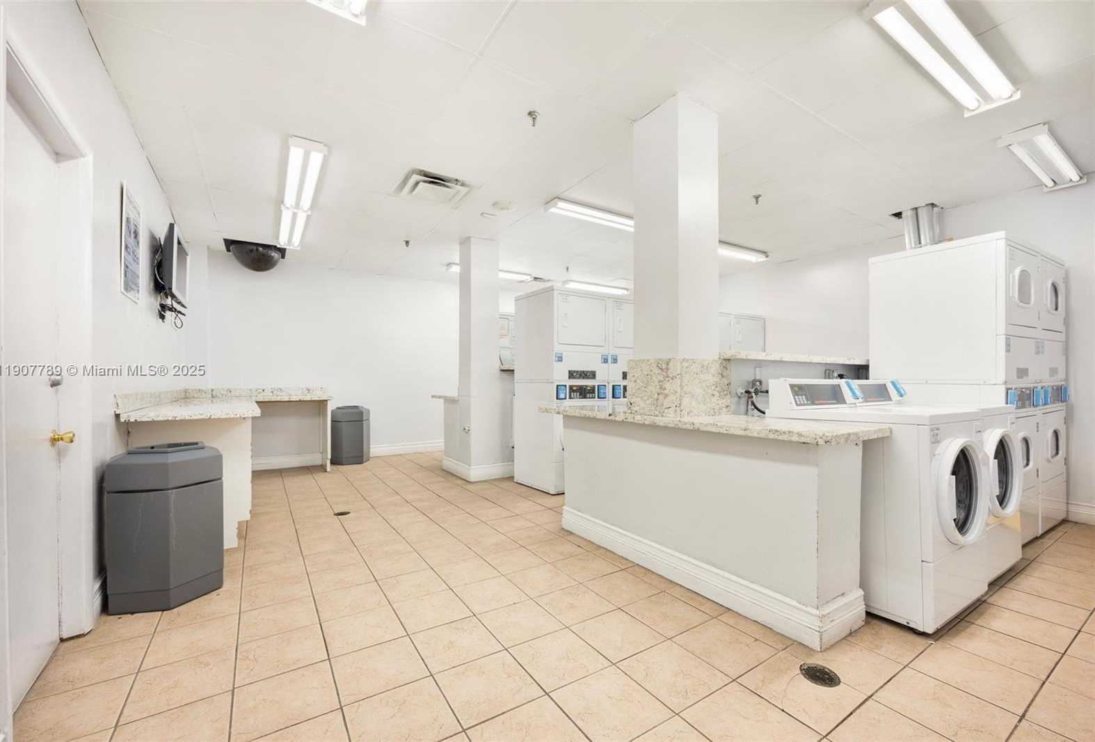 Small Image of 850 NORTH MIAMI AVE #W-906, Miami Number 6