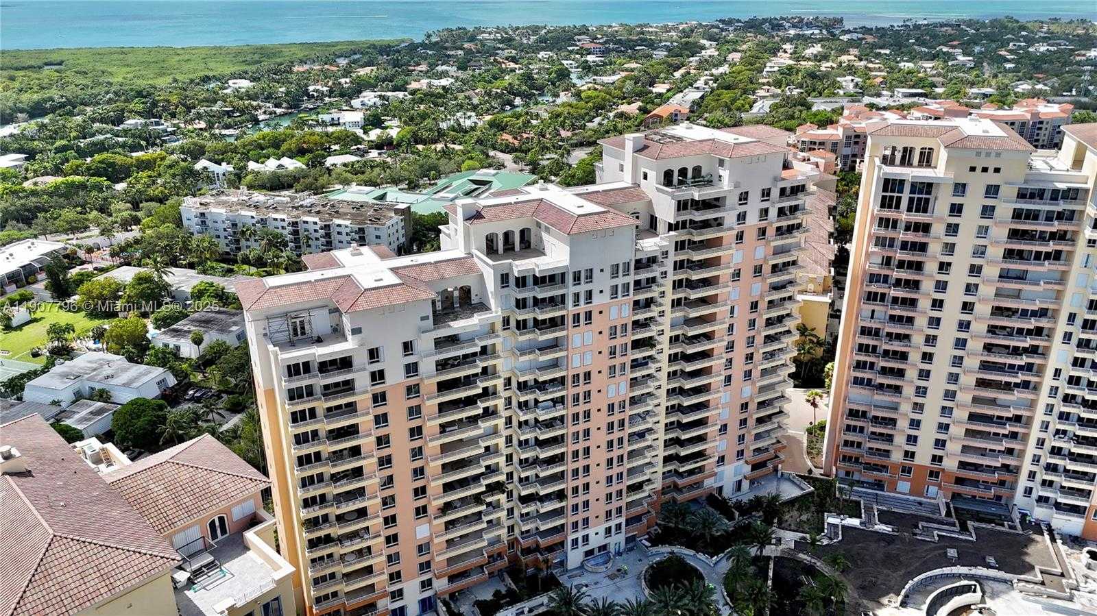 Small Image of 789 CRANDON BLVD #1005, Key Biscayne Number 28