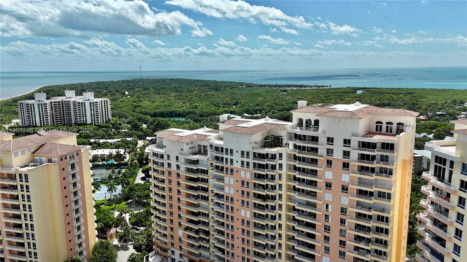 Small Image of 789 CRANDON BLVD #1005, Key Biscayne Number 32