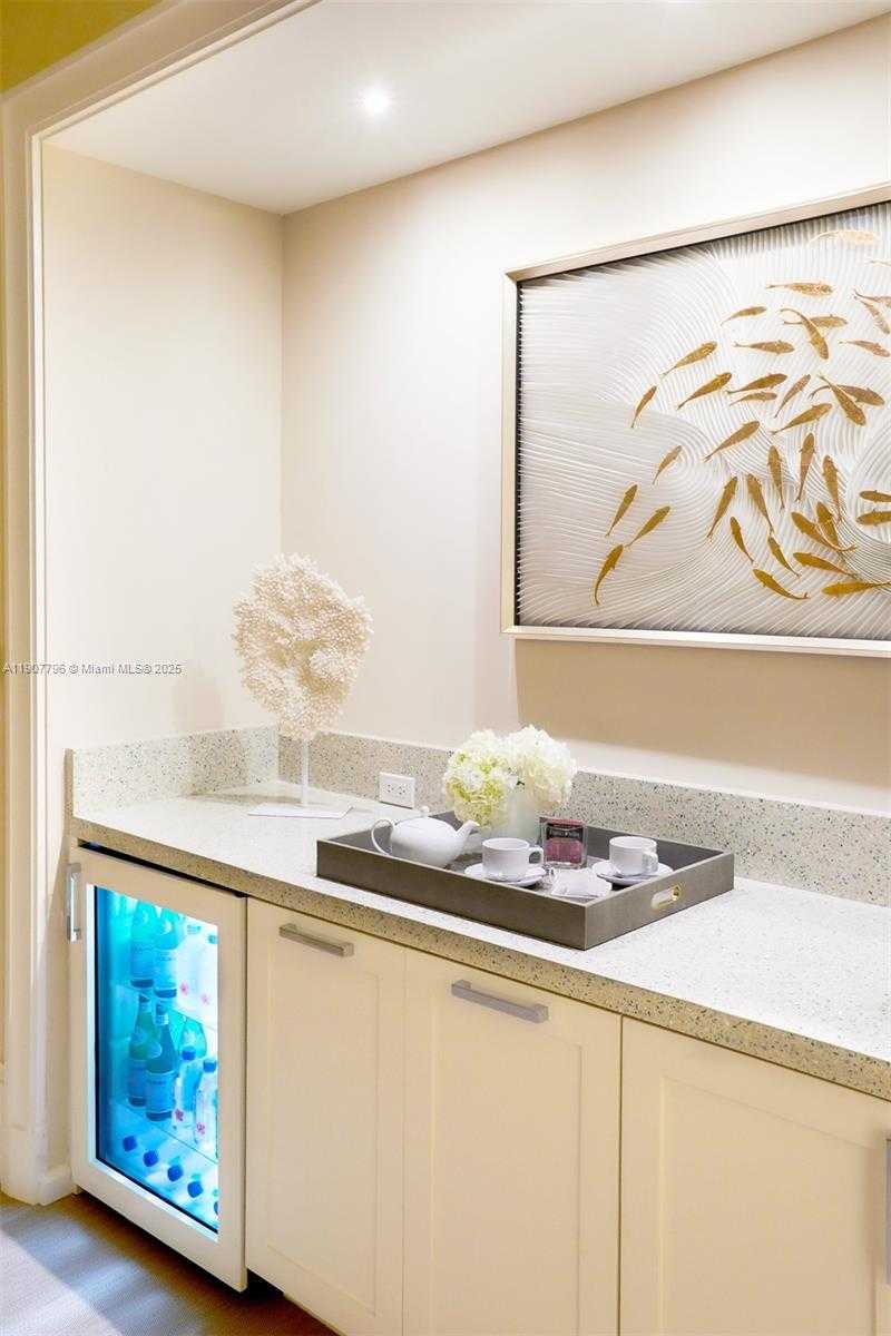 Small Image of 789 CRANDON BLVD #1005, Key Biscayne Number 60