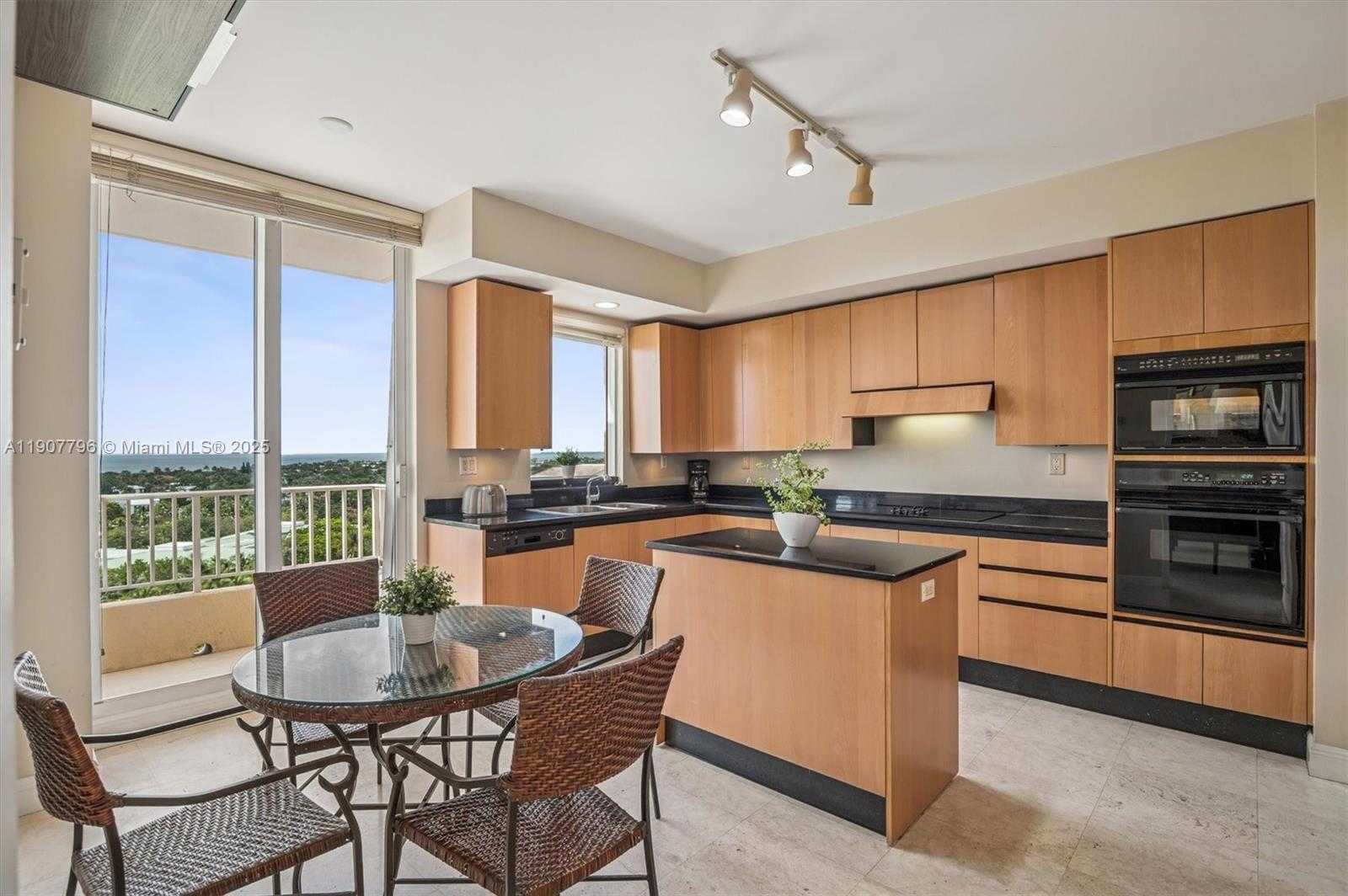 Small Image of 789 CRANDON BLVD #1005, Key Biscayne Number 8