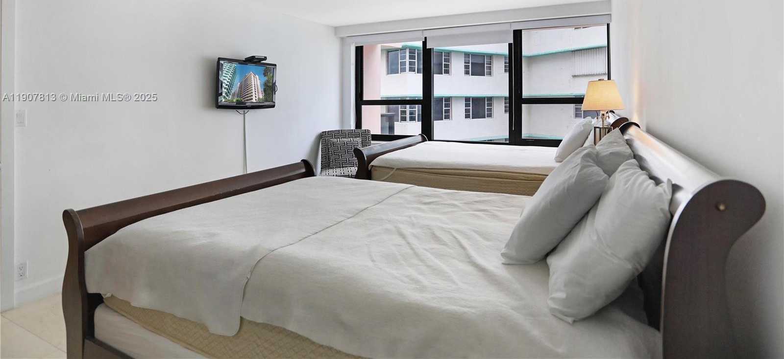 Small Image of 5225 COLLINS AVE #1216, Miami Beach Number 26