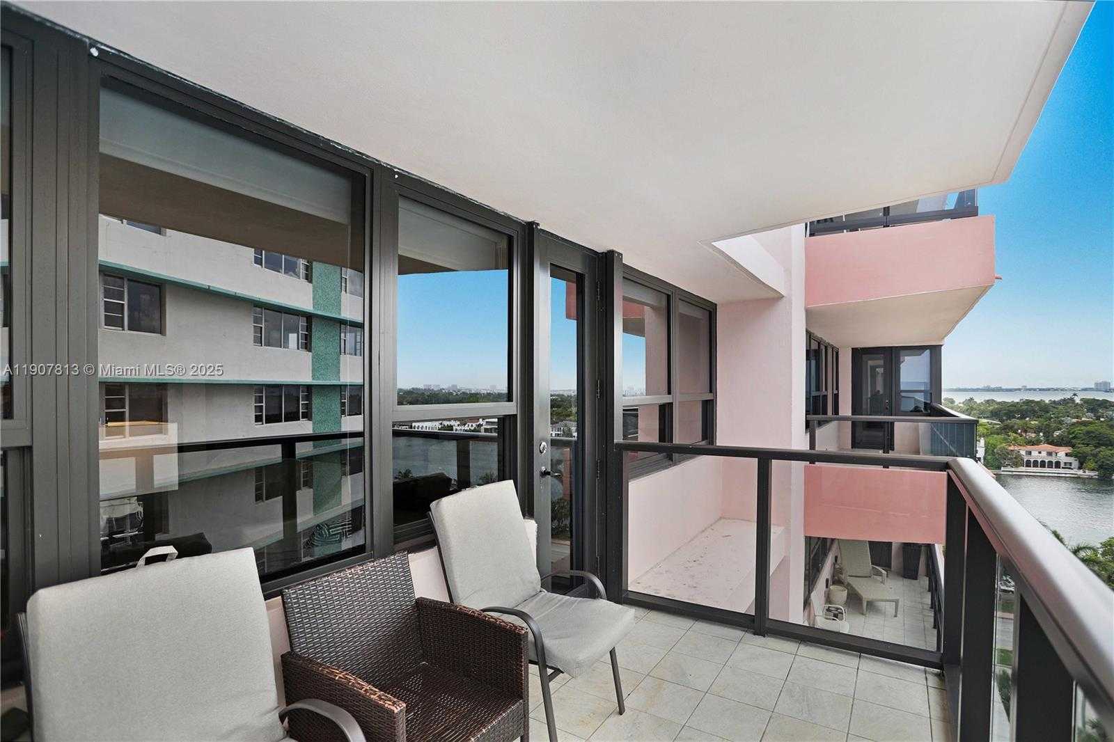 Small Image of 5225 COLLINS AVE #1216, Miami Beach Number 31