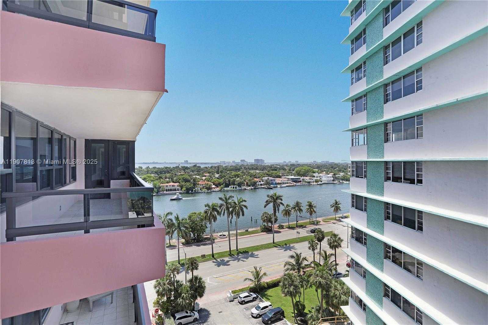Small Image of 5225 COLLINS AVE #1216, Miami Beach Number 35