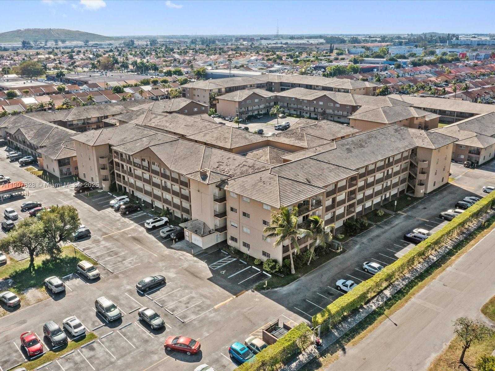 Small Image of 8851 NORTH WEST 119TH ST #3314-3, Hialeah Gardens Number 2