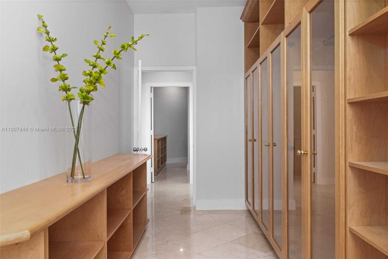 Small Image of 808 BRICKELL KEY DR #3901, Miami Number 28