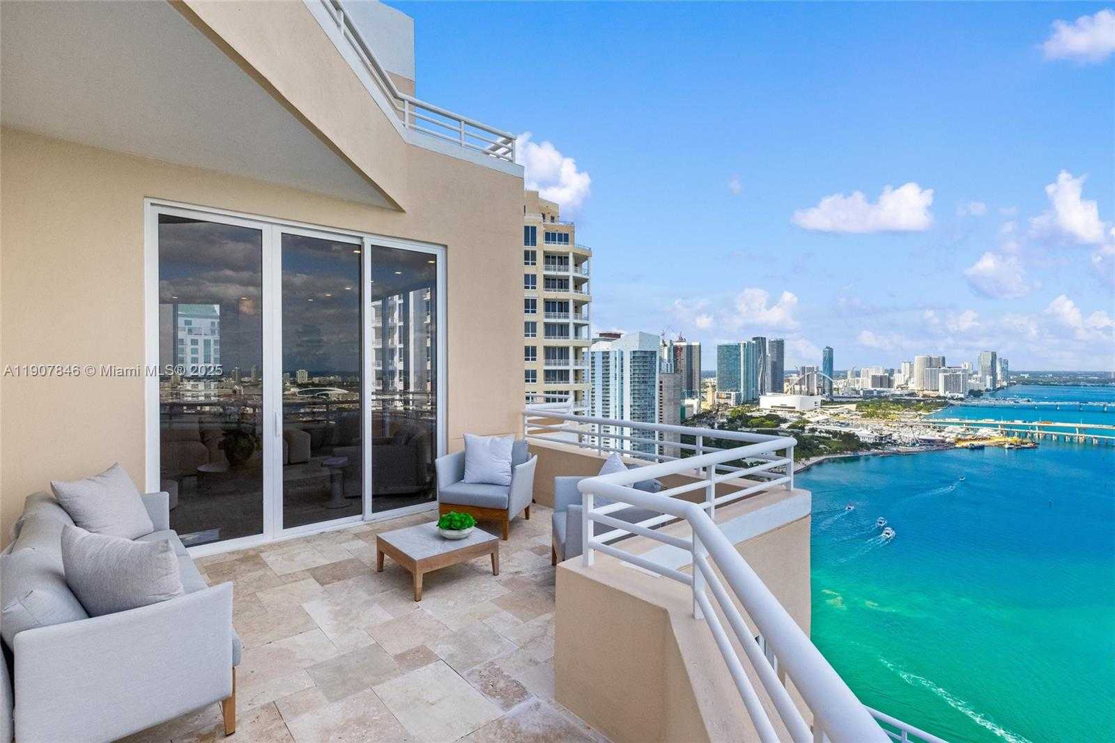 Small Image of 808 BRICKELL KEY DR #3901, Miami Number 42