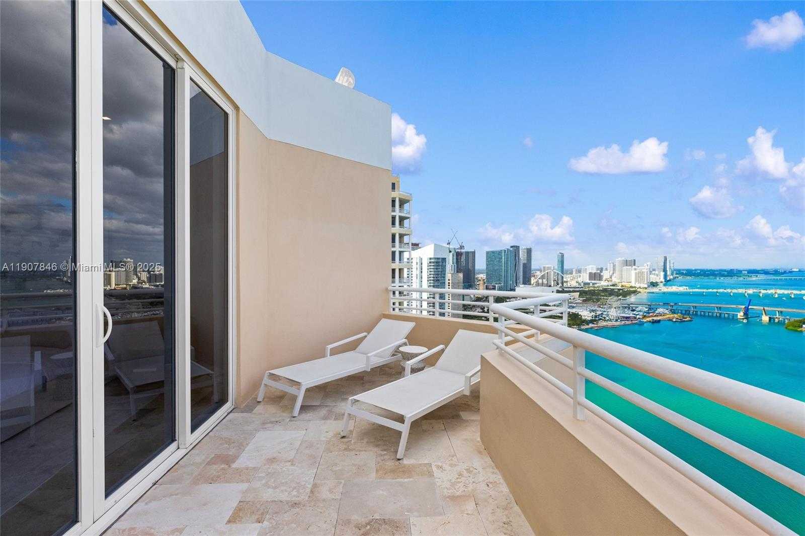 Small Image of 808 BRICKELL KEY DR #3901, Miami Number 47