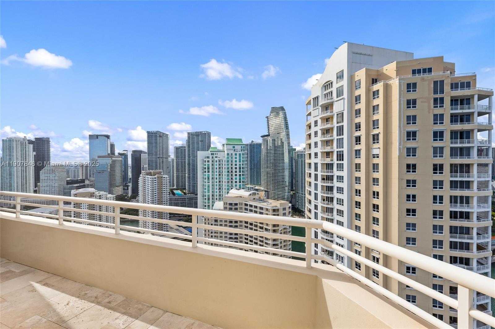 Small Image of 808 BRICKELL KEY DR #3901, Miami Number 48