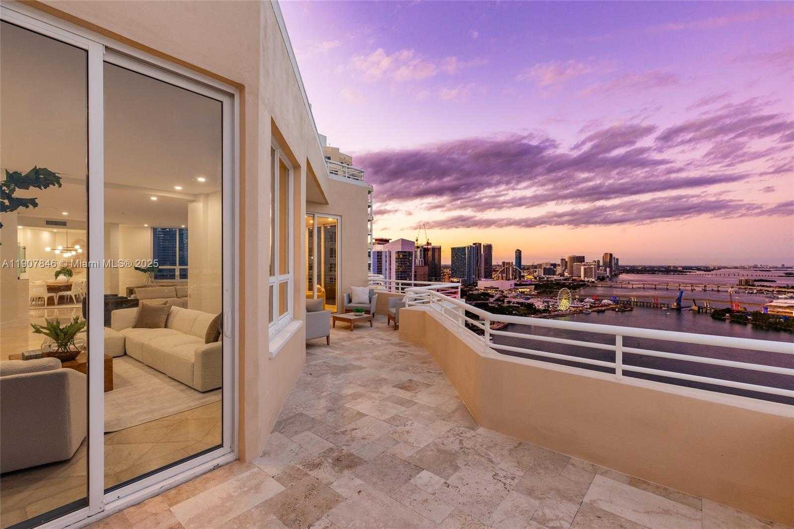 Small Image of 808 BRICKELL KEY DR #3901, Miami Number 58