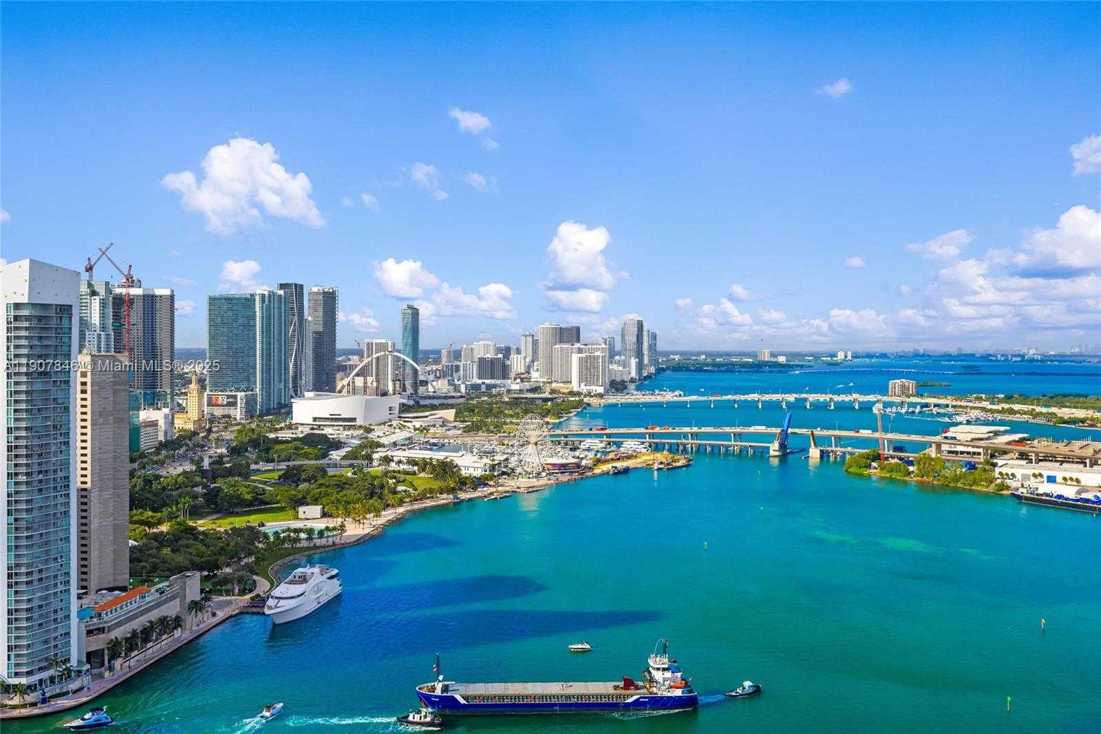 Small Image of 808 BRICKELL KEY DR #3901, Miami Number 71