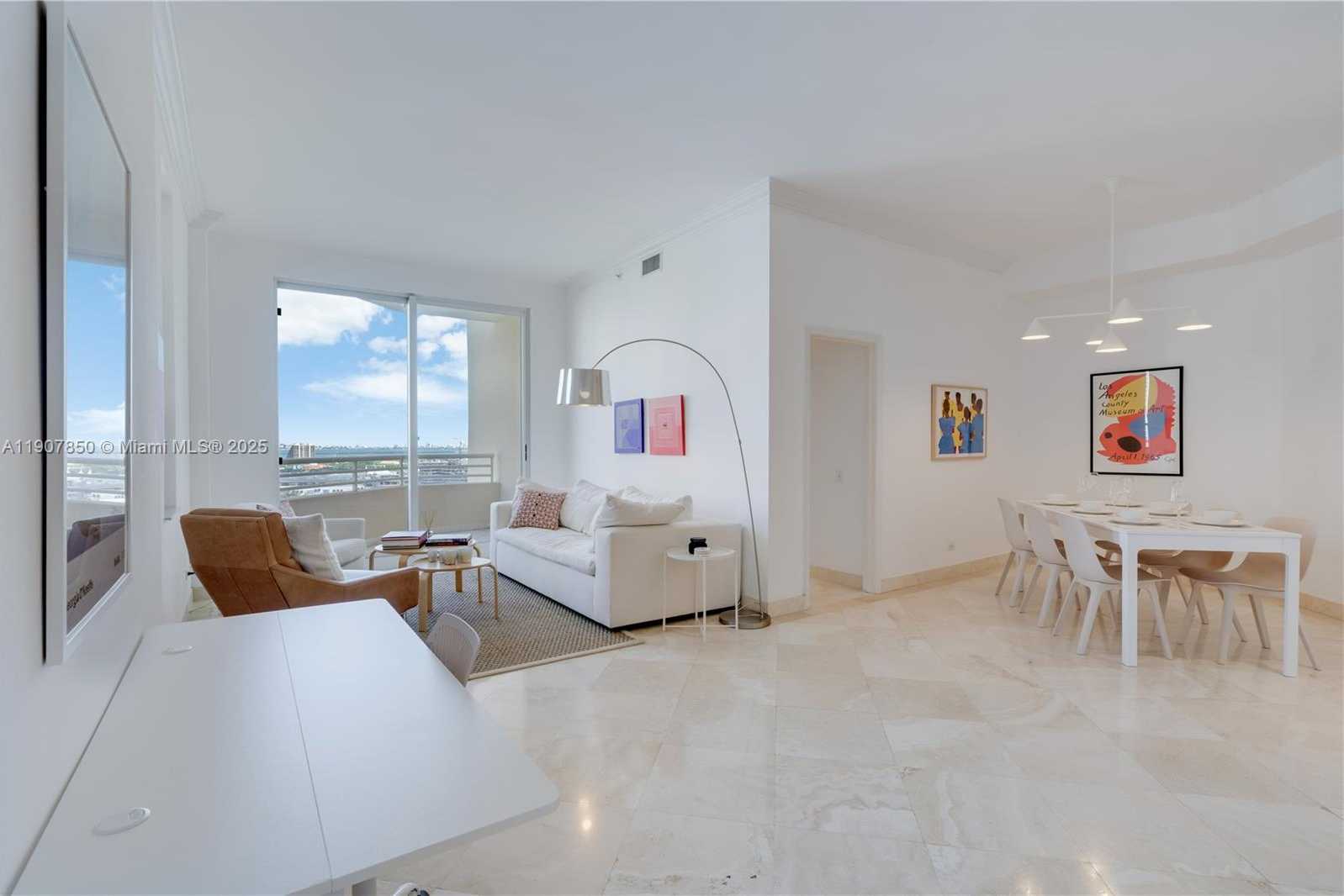 Small Image of 888 BRICKELL KEY DR #2610, Miami Number 11
