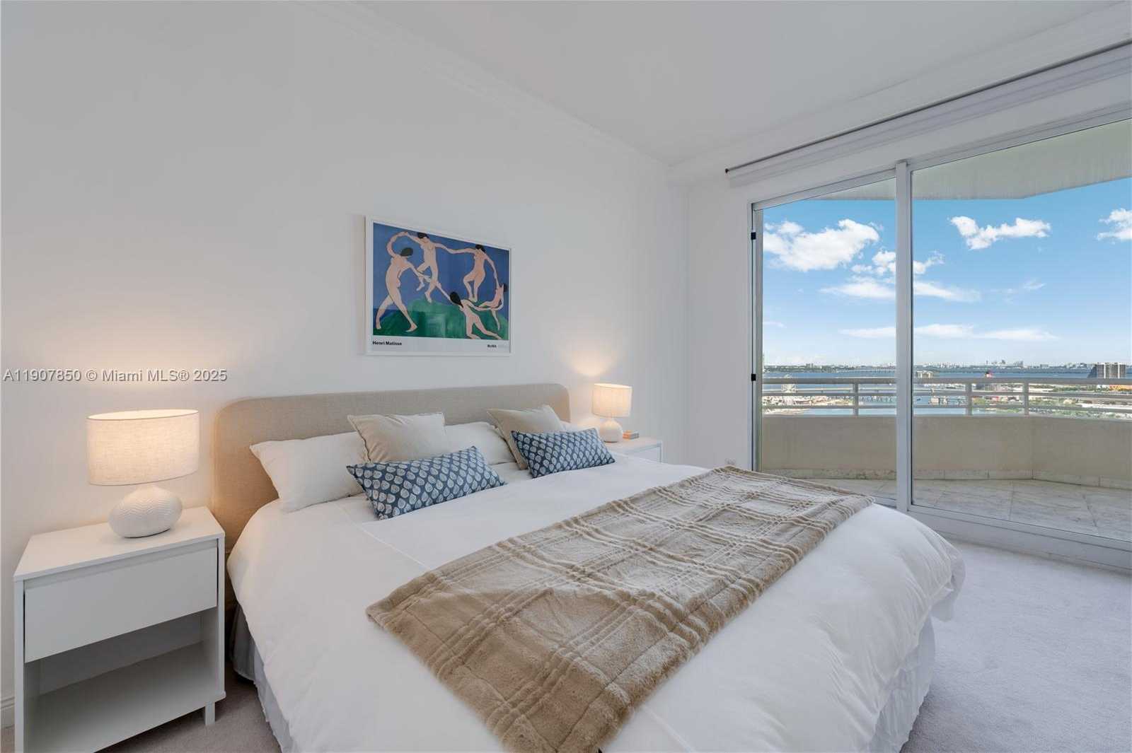 Small Image of 888 BRICKELL KEY DR #2610, Miami Number 9