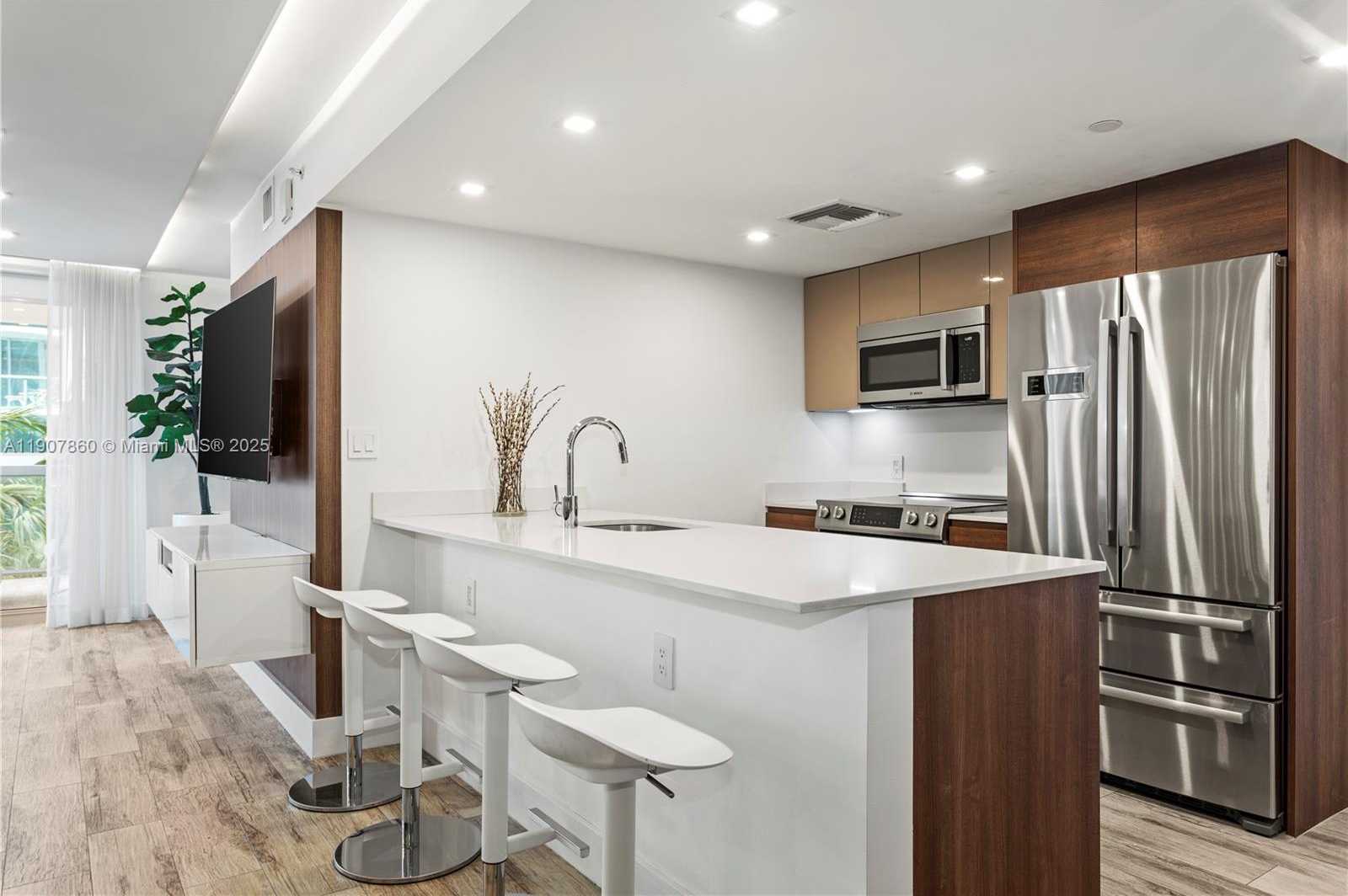 Small Image of 9261 EAST BAY HARBOR DR #407, Bay Harbor Islands Number 10